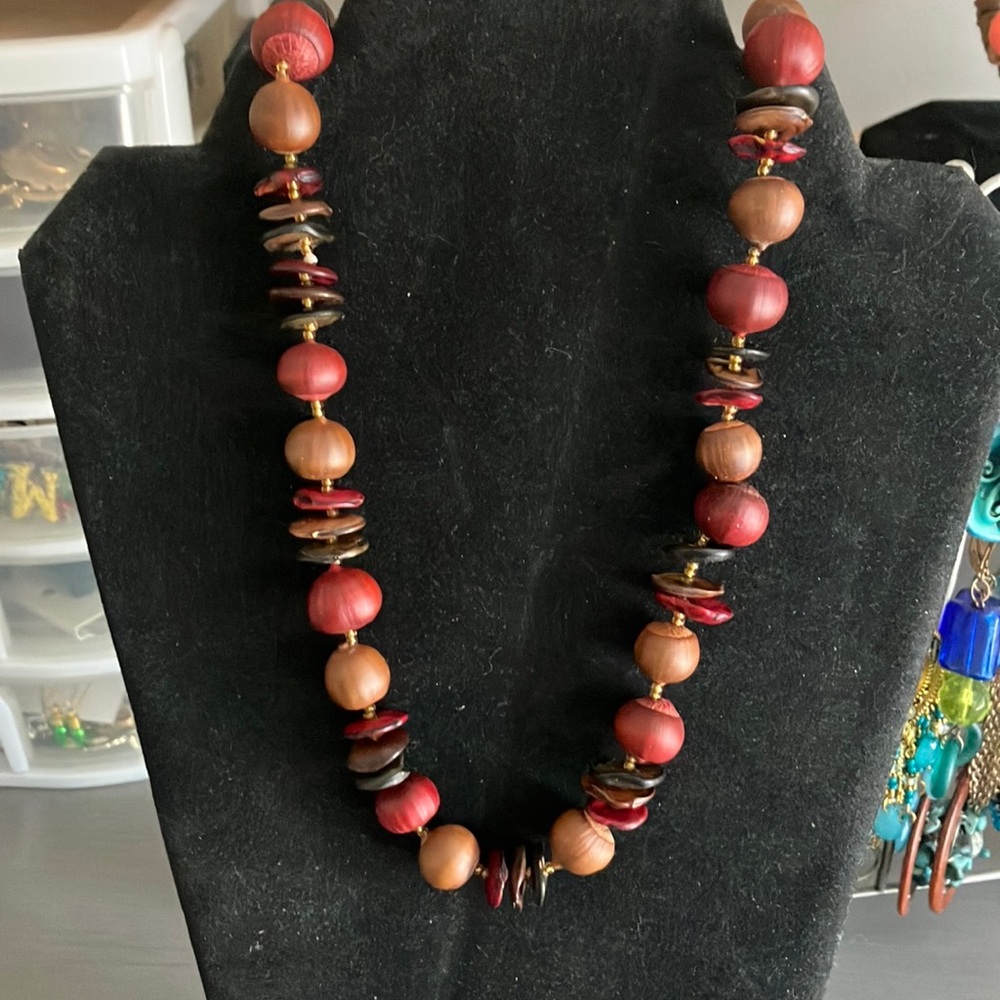 Elegant Red and Brown Beaded Necklace